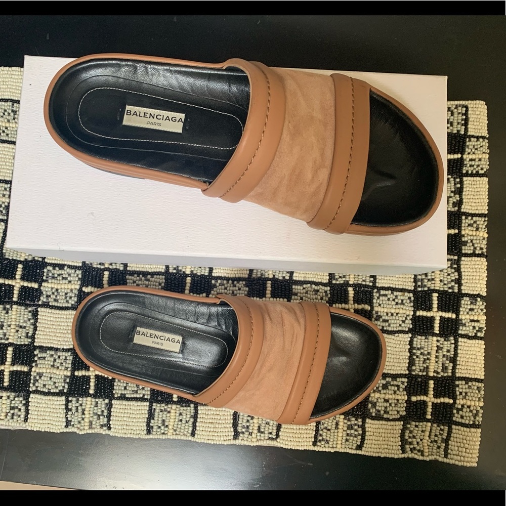 balenciaga slide sandals